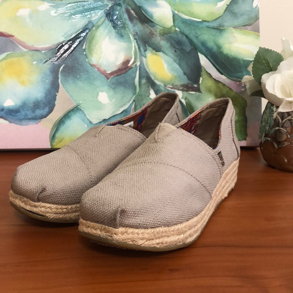 Bobs/ Skechers Memory Foam Wedge - Picture 4 of 6